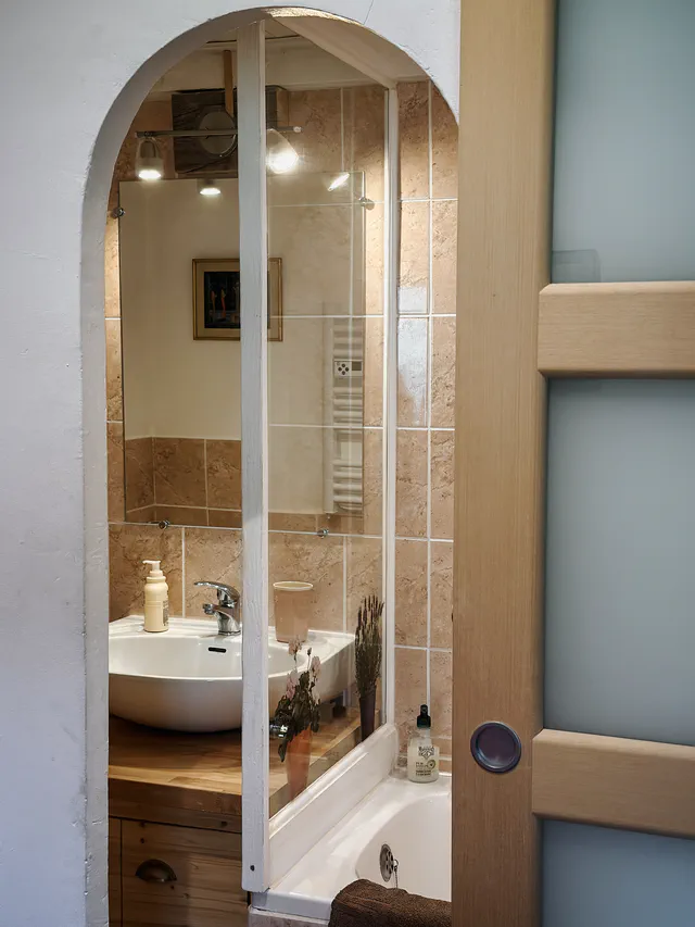 Private Bathroom - Les Arnauds Bed & Breakfast in Aix-en-Provence
