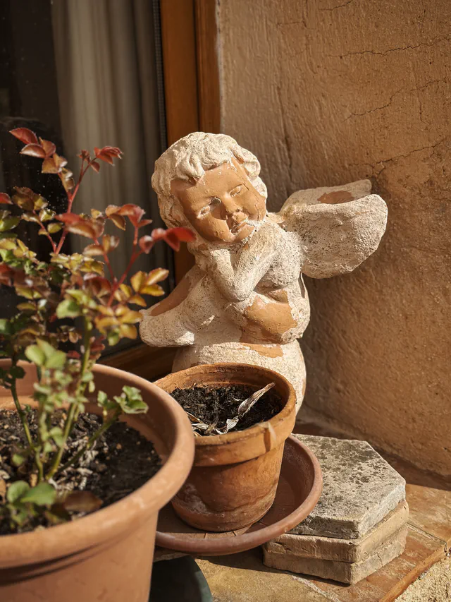 Angel statue - Les Arnauds Bed & Breakfast in Aix-en-Provence