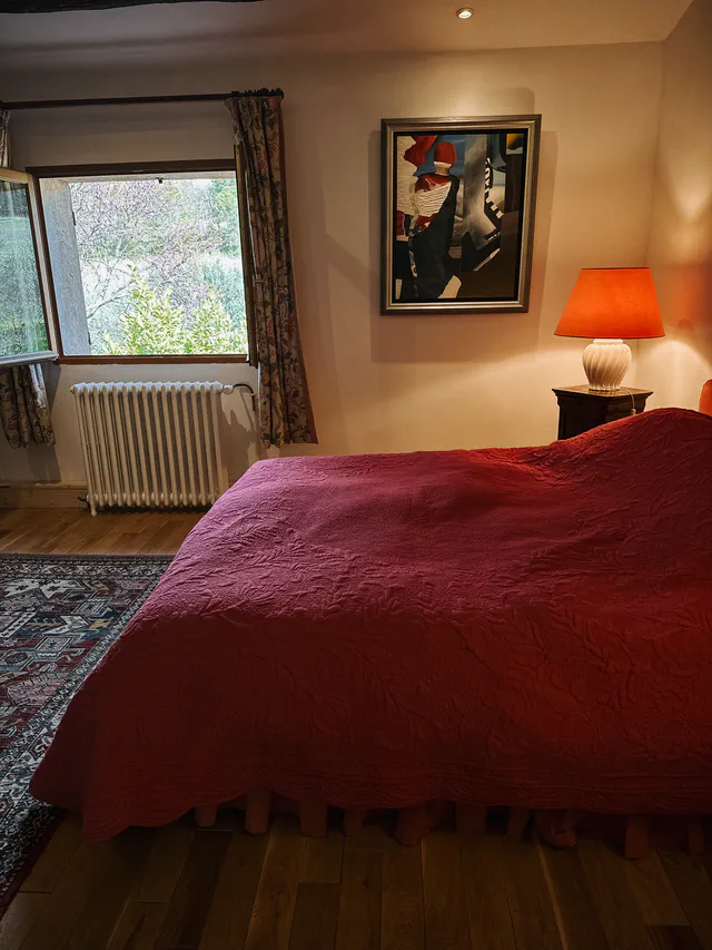 Chambre avec lit Queen Size- Maison d'hôtes les Arnauds à Aix-en-Provence