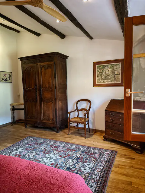 Chambre avec lit Queen Size- Maison d'hôtes les Arnauds à Aix-en-Provence